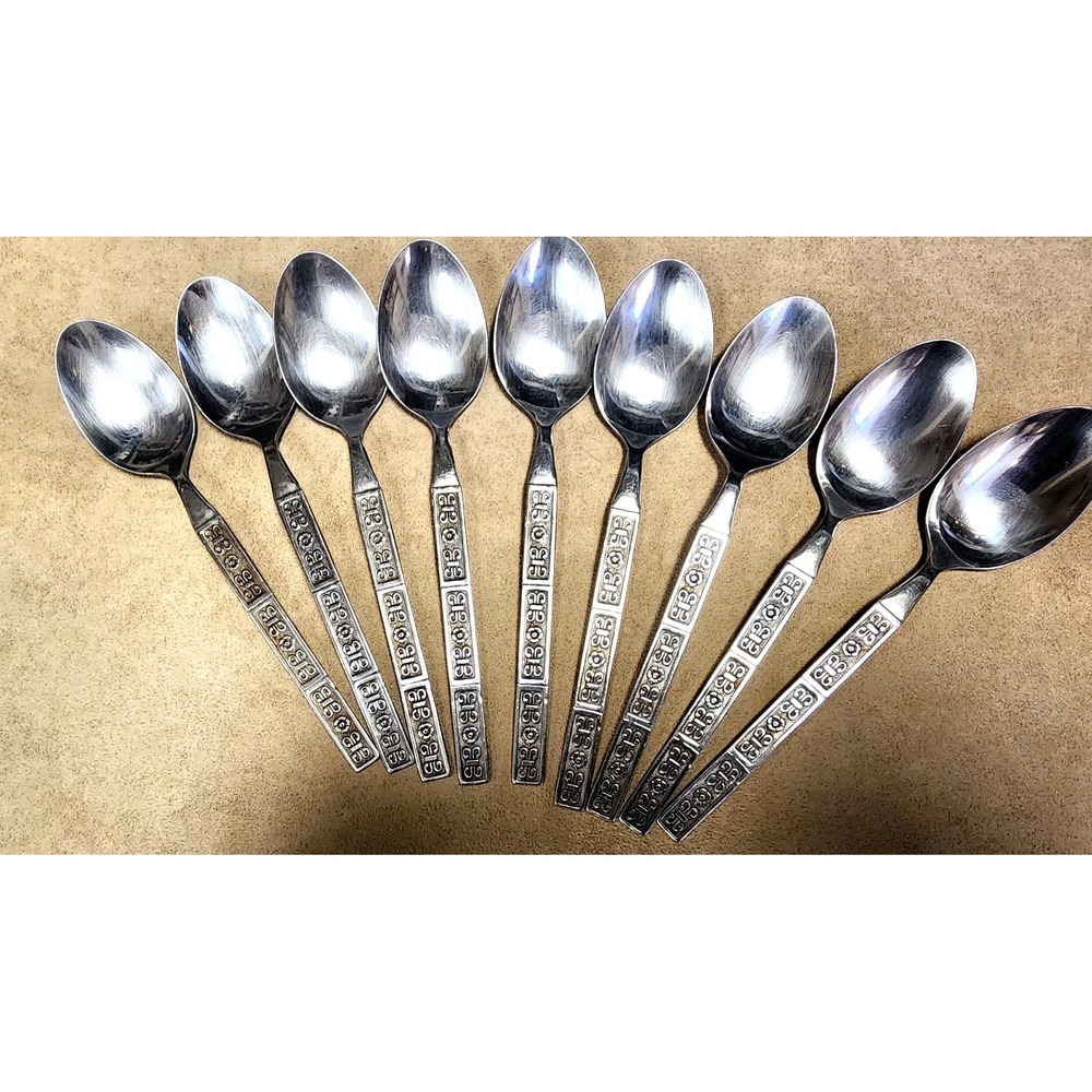 Ginkgo Stainless Flatware Lot of 9 teaspoons